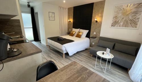 Quadruple Room with Terrace