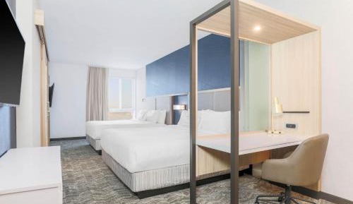 Suite with 2 King Beds