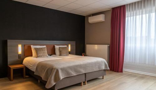 Large Twin Room