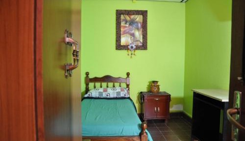 Single Room with Shared Bathroom