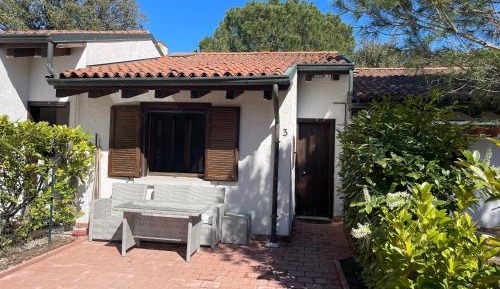 One-Bedroom Bungalow