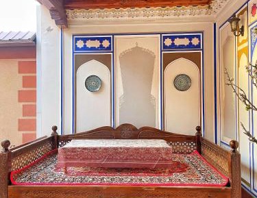 Superior King Room