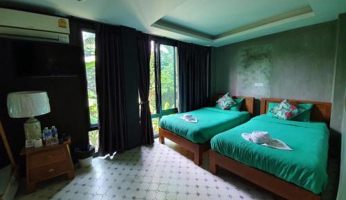 Standard Twin Room