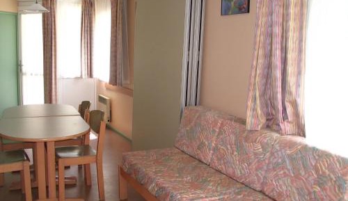 Apartment (4 Adults)