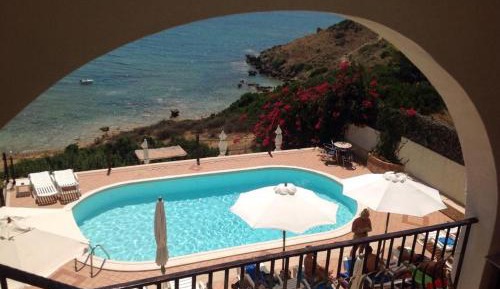 Double or Twin Room with Sea View