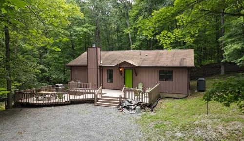 Five-Bedroom Holiday Home