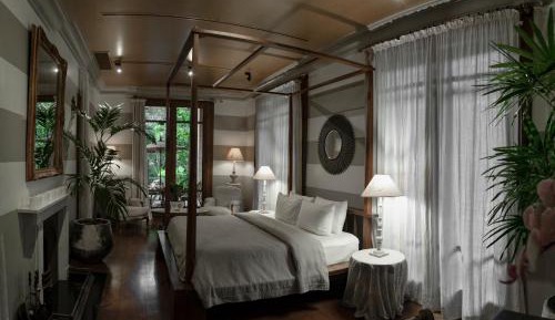 Superior King Suite