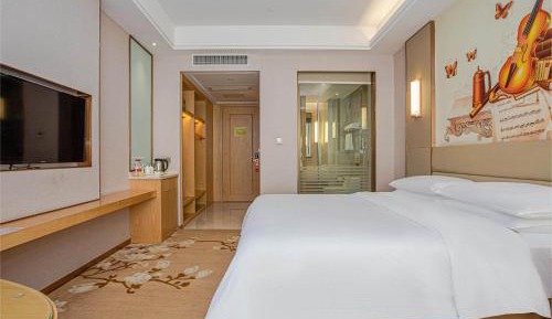 Double Room with City View 
