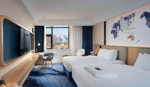Superior Twin Room with View