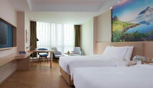 Superior Twin Room with View