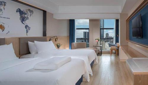 Superior Twin Room with View