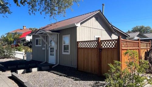 One-Bedroom House