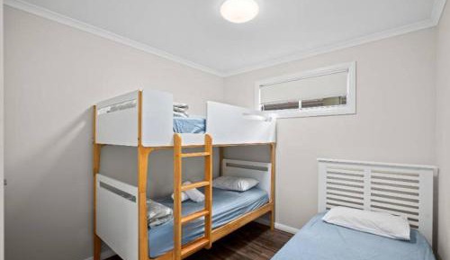 Luxury Villa – Two Bedroom 5PPL (Not Pet Friendly)