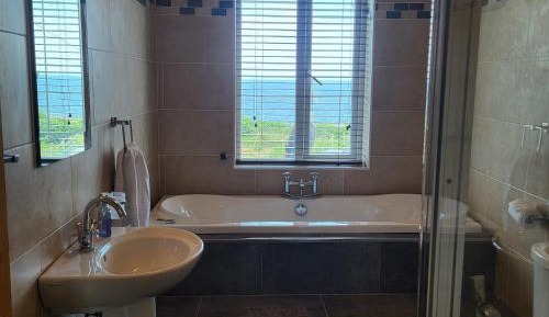 Double or Twin Room with Private External Bathroom