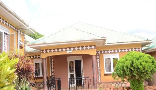 Deluxe Family Suite