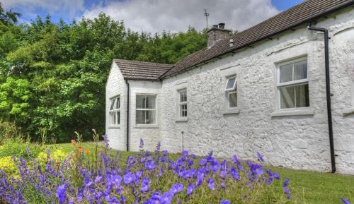 Peaceful Country Cottage