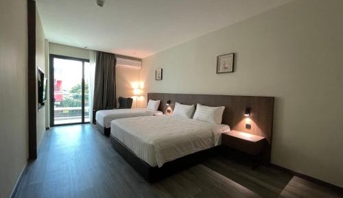 Deluxe Triple Room