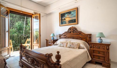 Superior One-Bedroom Apartment with Balcony