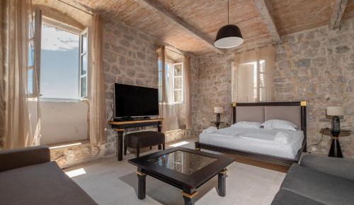 Villa with Sea View