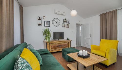 Apartment with Sea View