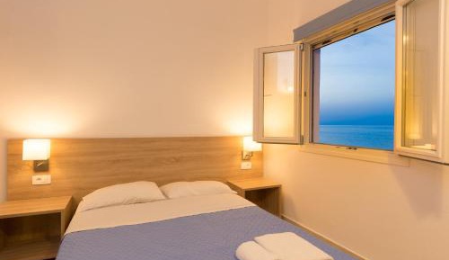 Studio with Sea View