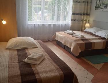 Budget Triple Room