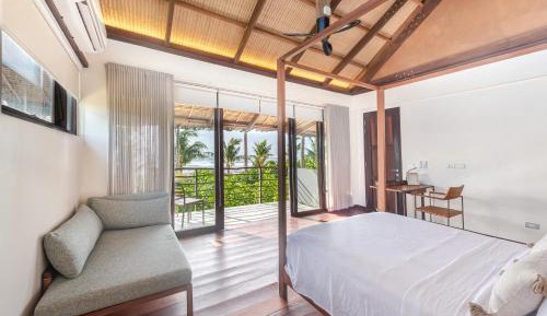 Queen Room with Sea View