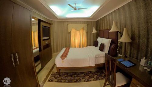 Suite with Private Pool