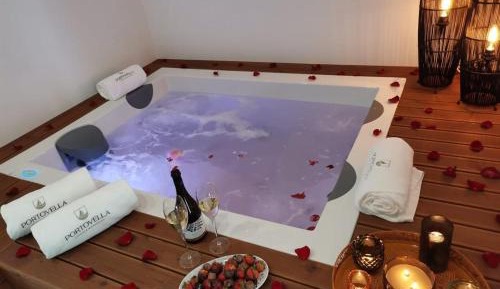 King Suite with Spa Bath