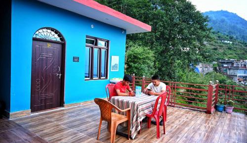 Single Room with Mountain View