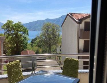 Two-Bedroom Apartment with Balcony and Sea View