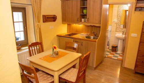 One-Bedroom Apartment (2 Adults)