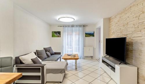 Superior One-Bedroom Apartment