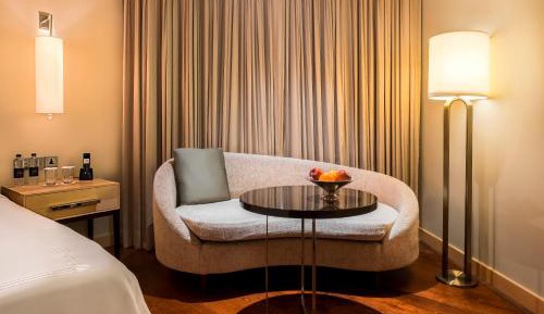 1 King Bed, Executive Lounge Access, 1-Bedroom Apartment