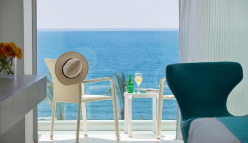 Superior Room with Front Sea View