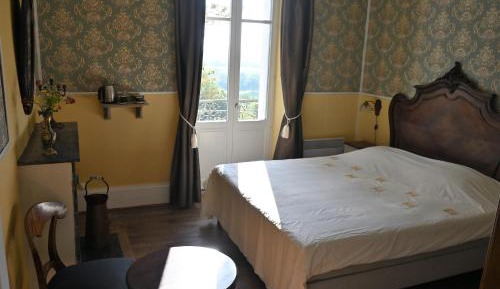 Double Room with Mountain View