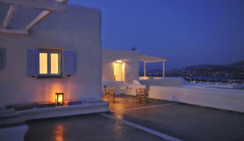 Apartment with Garden View