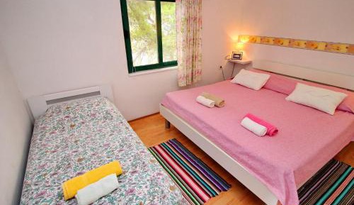One-Bedroom Apartment with Terrace and Sea View