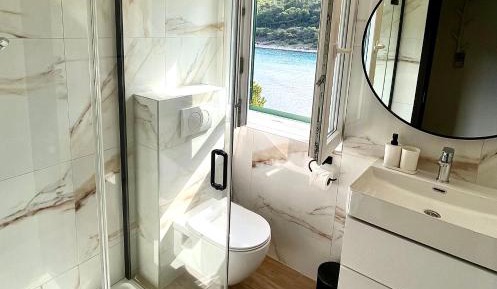Double or Twin Room with Sea View