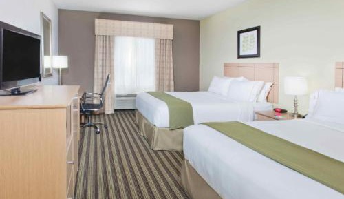 Standard Queen Room with Two Queen Beds