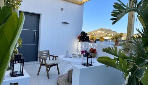 Apartment with Garden View