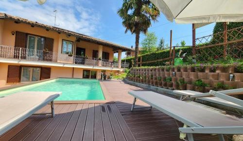 Apartment with Terrace