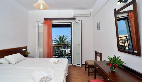 One-Bedroom Apartment Sea View