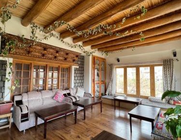 Double Room with Mountain View