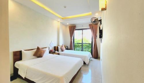 Deluxe Triple Room