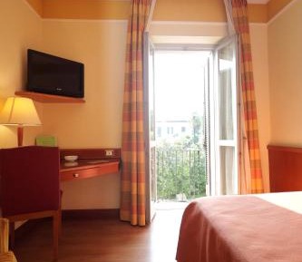 Classic Single Room with Garden View