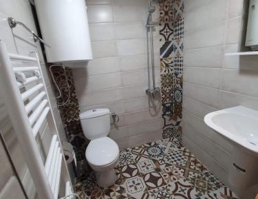 Deluxe Double Room (2 Adults + 1 Child)