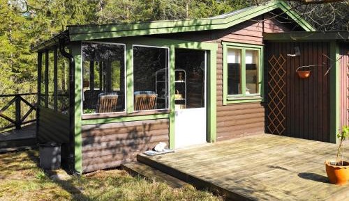 One-Bedroom Holiday Home
