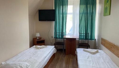 Economy Twin Room