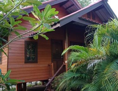 Bungalow with Fan